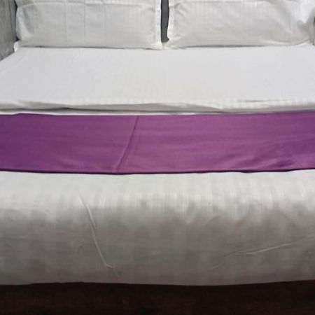 Amaan Hotel Bombaj Zewnętrze zdjęcie