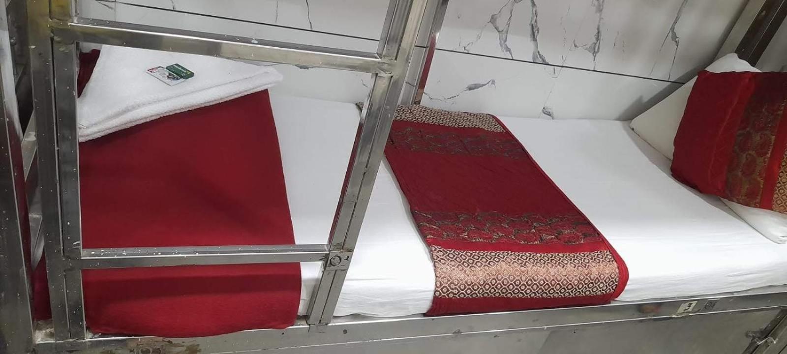 Amaan Hotel Bombaj Zewnętrze zdjęcie